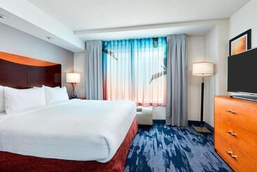 Otel Fairfield Inn Suites Indianapolis Downtown