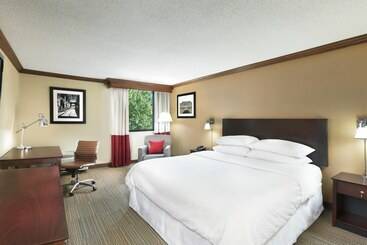 هتل Four Points By Sheraton Asheville Downtown