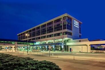 هتل Four Points Huntsville Airport