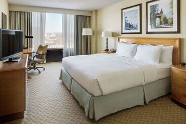 هتل Doubletree By Hilton Hartford Downtown