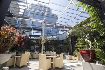 هتل Hilton Los Angeles/universal City