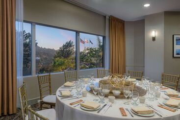 هتل Hilton Los Angeles/universal City