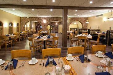 هتل Holiday Inn Great Falls Convention Center, An Ihg