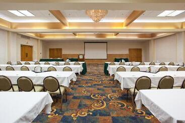 هتل Holiday Inn Great Falls Convention Center, An Ihg