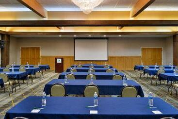 هتل Holiday Inn Great Falls Convention Center, An Ihg