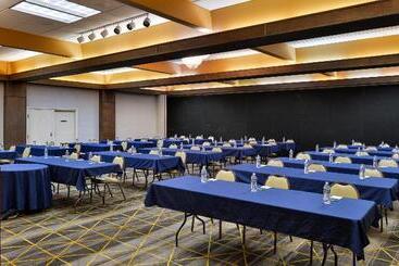 هتل Holiday Inn Great Falls Convention Center, An Ihg