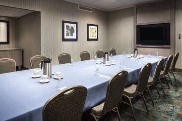 هتل Holiday Inn Rock Island Quad Cities, An Ihg