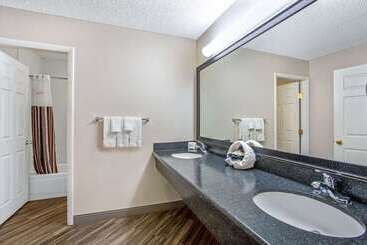 هتل La Quinta Inn By Wyndham Tucson East