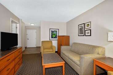 هتل La Quinta Inn By Wyndham Tucson East