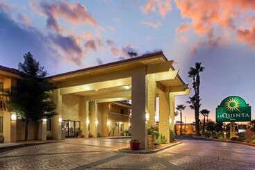 هتل La Quinta Inn By Wyndham Tucson East