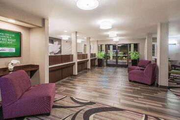 هتل La Quinta Inn By Wyndham Tucson East