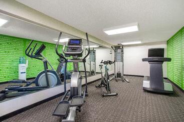 هتل La Quinta Inn By Wyndham Tucson East