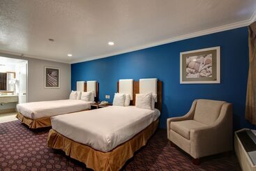 هتل Pacific, Manhattan Beach