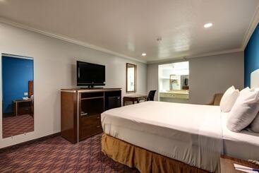 هتل Pacific, Manhattan Beach