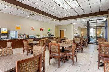هتل Quality Inn Harrison North