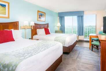 هتل Ramada Plaza By Wyndham Nags Head Oceanfront