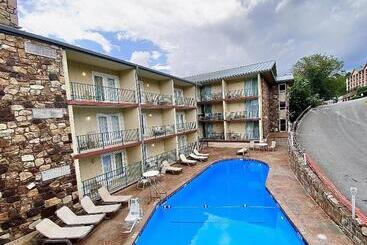 فندق Reagan Resorts Inn