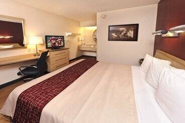 هتل Red Roof Inn Allentown Airport
