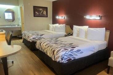 هتل Red Roof Inn Buffalo  Niagara Airport