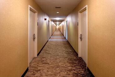 هتل Red Roof Inn Erie – I 90