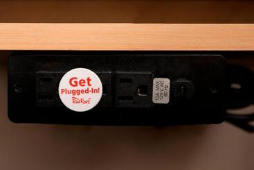 هتل Red Roof Inn Erie – I 90