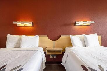 هتل Red Roof Inn Erie – I 90