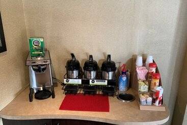 هتل Red Roof Inn Erie – I 90