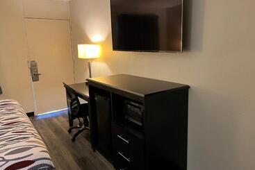 호텔 Red Roof Inn Kimball, Tn I 24