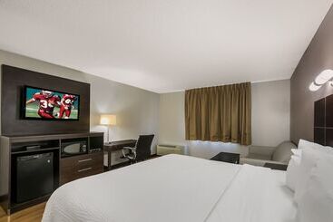 هتل Red Roof Inn Plus+ & Suites Knoxville West Cedar Bluff