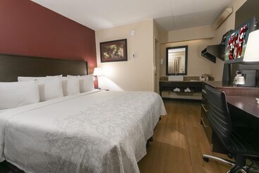 هتل Red Roof Inn Plus+ University At Buffalo   Amherst