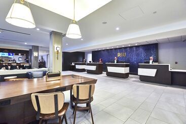 בית מלון כפרי Riu Plaza Fisherman's Wharf