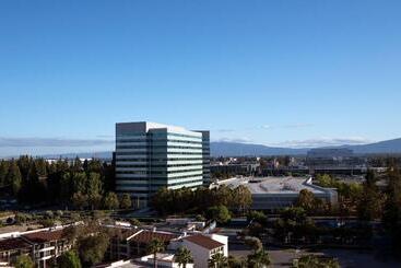 هتل Santa Clara Marriott