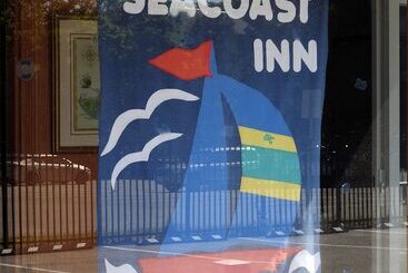 Отель Seacoast Inn