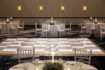 هتل Sheraton Oklahoma City Downtown