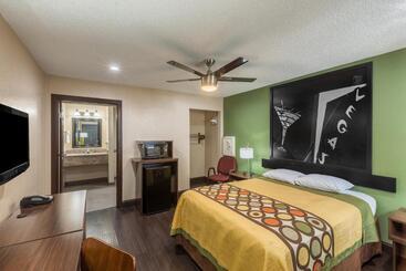 Отель Super 8 By Wyndham Austin University/downtown Area