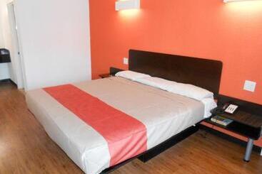 ホテル Surestay By Best Western San Antonio Riverwalk