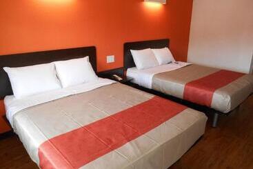 ホテル Surestay  By Best Western San Antonio Riverwalk