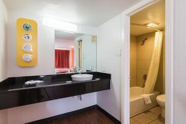 ホテル Surestay  By Best Western San Antonio Riverwalk