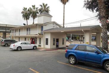 ホテル Surestay  By Best Western San Antonio Riverwalk