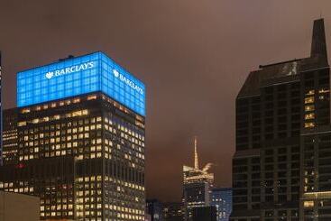 هتل The Manhattan at Times Square