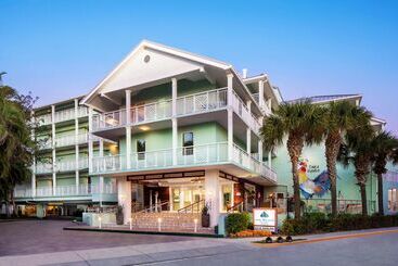 هتل The Reach Key West, Curio Collection By Hilton