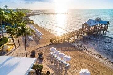 هتل The Reach Key West, Curio Collection By Hilton