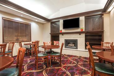 اقامتگاه Hawthorn Extended Stay By Wyndham Dayton