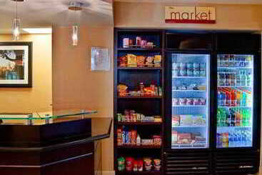 اقامتگاه Raleigh Midtown
