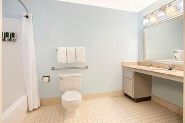 اقامتگاه Sonesta Es Suites Burlington Vt