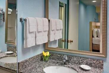 اقامتگاه Sonesta Es Suites Burlington Vt