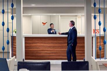 اقامتگاه Sonesta Es Suites Burlington Vt