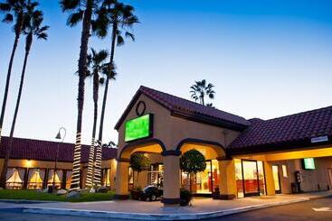 استراحتگاه Saddleback Los Angeles   Norwalk