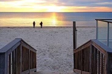 Sea Crest Beach Resort