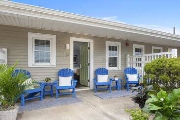 Sea Crest Beach Resort